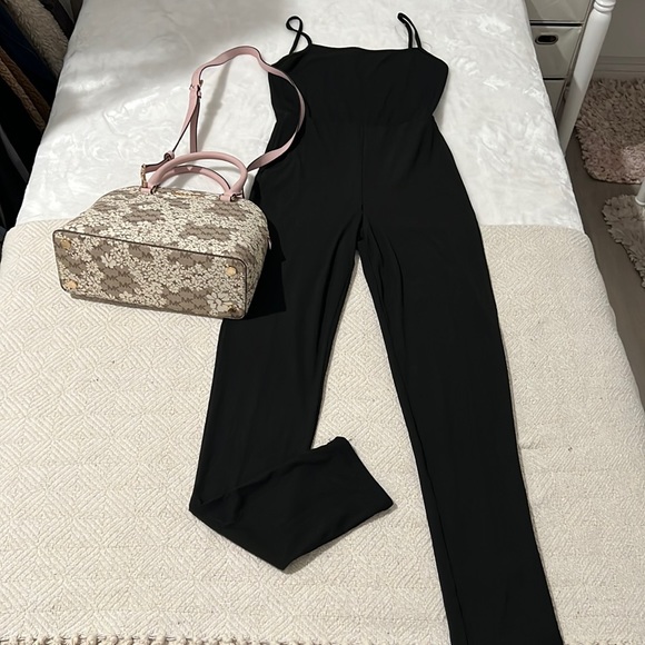 Forever 21 Pants - Black Jumpsuit 🖤